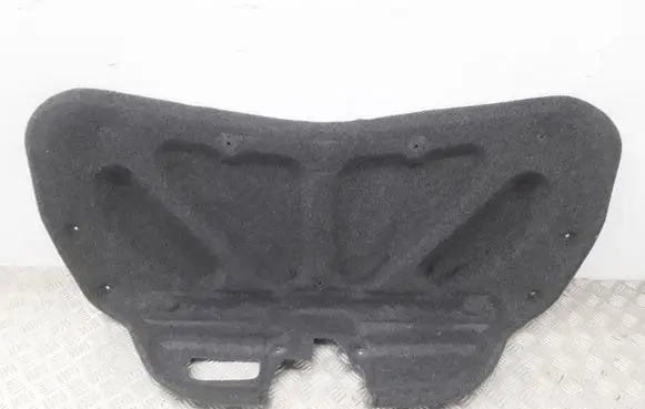 Trunk/boot lower side trim panel