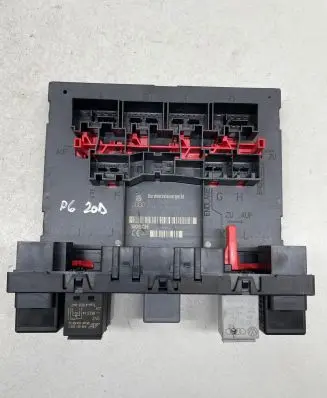 Volkswagen PASSAT B6 Comfort/convenience module 3C0937049J F005V00530 H377S1301