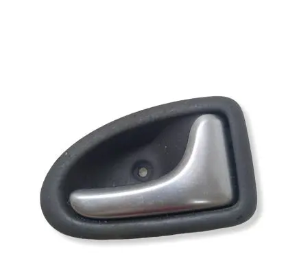 Renault Scenic I Front door interior handle 8200028995 99035101