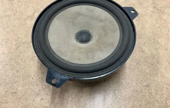 BMW 3 E46 Front door speaker 65138368233 8368233 4918430703