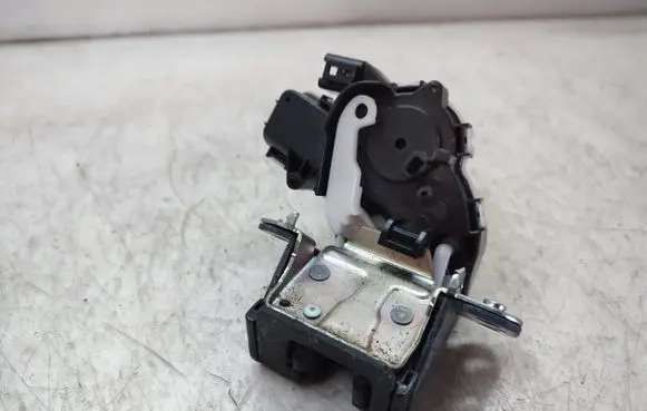 Mazda CX-5 Tailgate/trunk/boot lock/catch/latch C6728
