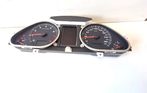 Audi A6 S6 C6 4F Speedometer (instrument cluster) 4F0920901B