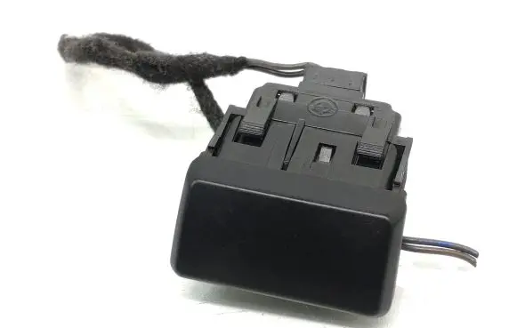BMW X5 E70 Glove box opening button 6949309
