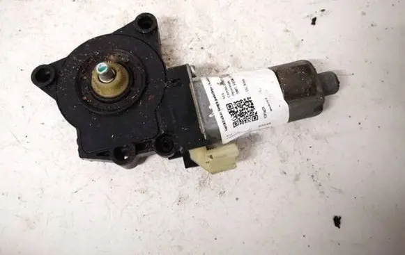 KIA Carens II Rear door window regulator motor