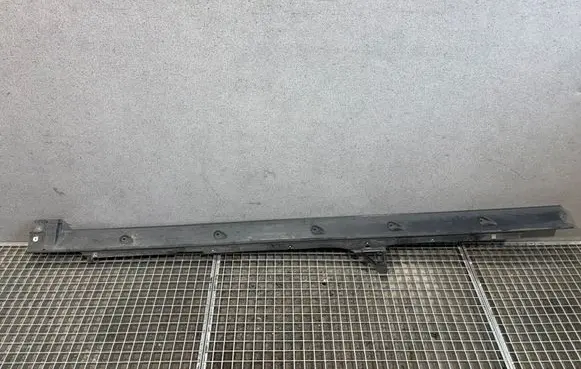 Audi Q7 4M Sill 4M0825211H 4M0825211HG 36A825211