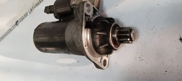 Seat Leon (1M) Starter motor 0001121022 02M911023
