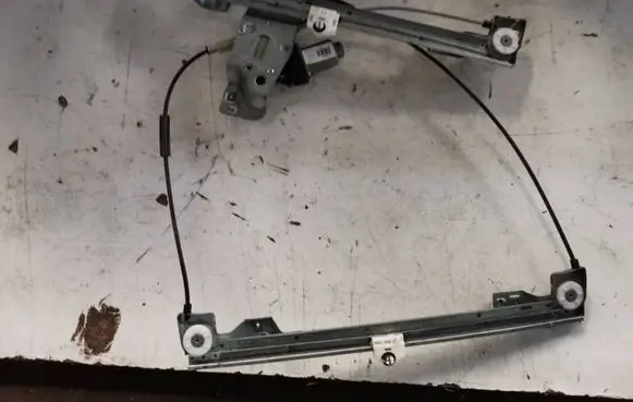 Renault Kangoo II Front door window regulator with motor 402086A 2086