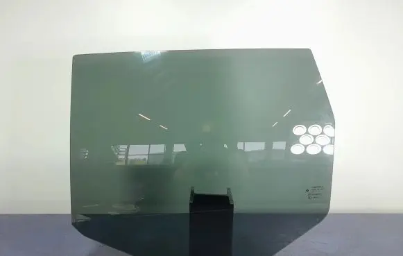 Jeep Grand Cherokee Rear door window glass 