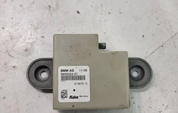 BMW 7 F01 F02 F03 F04 Aerial antenna amplifier 6935024 11896900 21367510