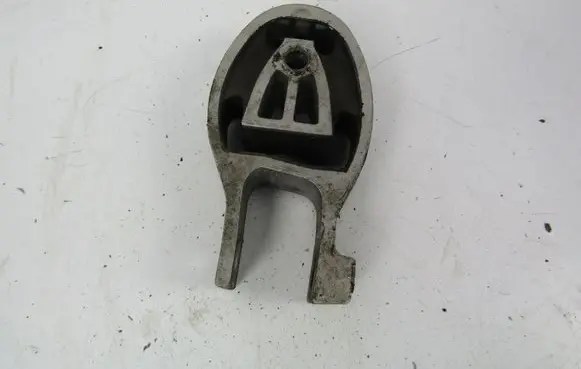 Ford Galaxy Gearbox mounting bracket