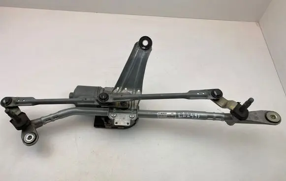 Volvo S90, V90 Front wiper linkage and motor 3397021717 313851