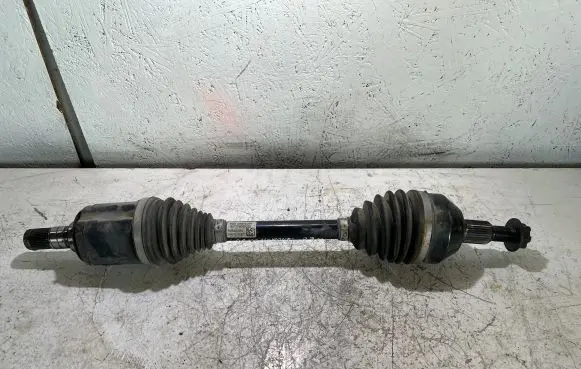 Jeep Grand Cherokee WL Front driveshaft P68586204AA T4N17227A393