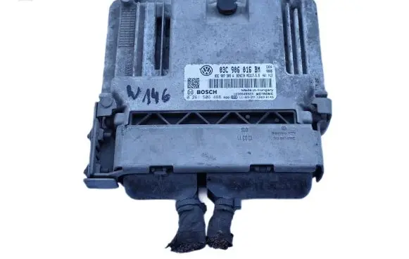 Volkswagen Golf VI Engine control unit/module 03C906016BM 03C907309A 0261S06488