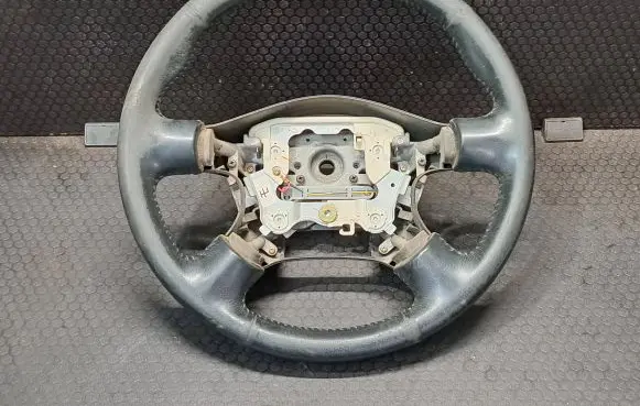Nissan X-Trail T30 Steering wheel 484V02