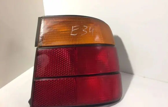 BMW 5 E34 Rear/tail lights 1384010R