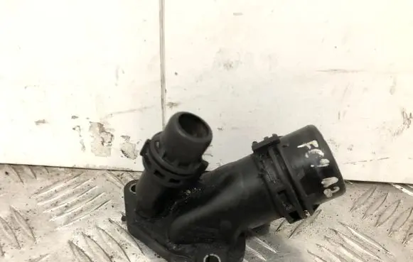 BMW 7 F01 F02 F03 F04 Engine coolant pipe/hose