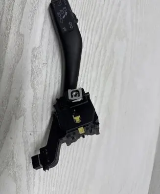 Volkswagen Golf VI Indicator stalk 1K0953513G 01103512 10351201004801
