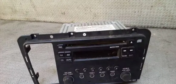 Volvo V70 Radio/CD/DVD/GPS head unit 307458121