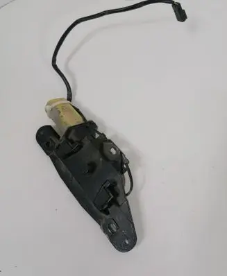 BMW 5 E39 Tailgate window lock/catch/latch 6362371 67146362371