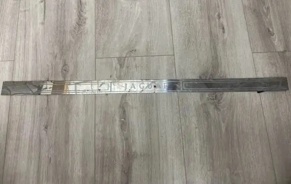 Jaguar XJ X40 Front sill trim cover 06V1