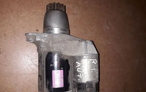 Toyota RAV 4 (XA30) Starter motor 2810028052