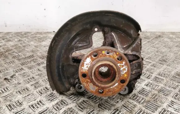 Volvo S80 Front wheel hub