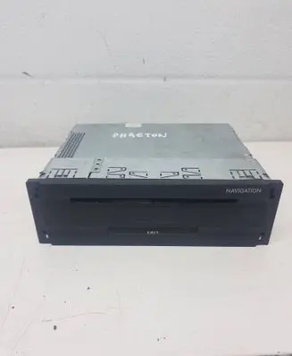 Volkswagen Phaeton Navigation unit CD/DVD player 3D0919887E VWZ6Z7E1171550 H16S0168