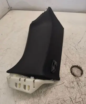BMW 4 G22 G23 G24 G26 (B) pillar trim (top) 7490279