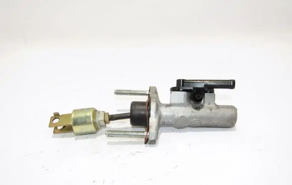 Clutch slave cylinder