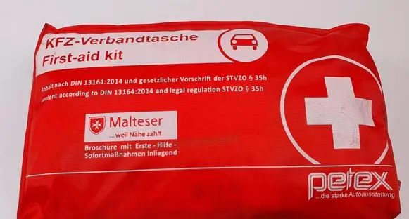 Citroen Berlingo First aid kit 