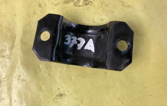 Mercedes-Benz A W169 Sway bar bush bracket, front 1693230440 A1693230440