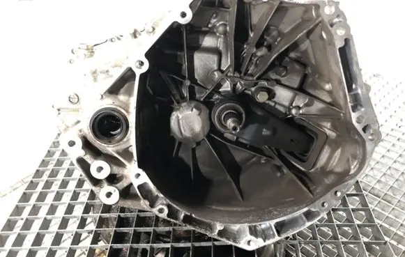 Mazda 2 Manual 5 speed gearbox F6T20