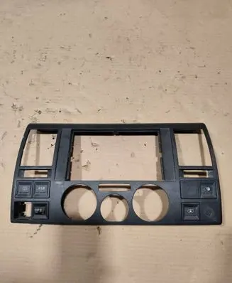 Volkswagen Transporter - Caravelle T5 Radio/GPS head unit trim 7H0857237