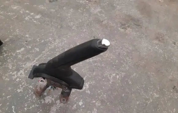 Suzuki SX4 S-Cross Handbrake lever cover (leather/fabric) 