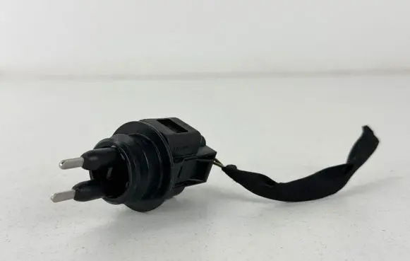 Audi A1 Windshield washer fluid level sensor 1J0973202