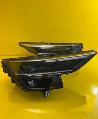Audi Q8 Headlight/headlamp 4M8941011