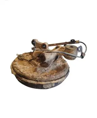 Subaru Forester SF Rear wheel hub