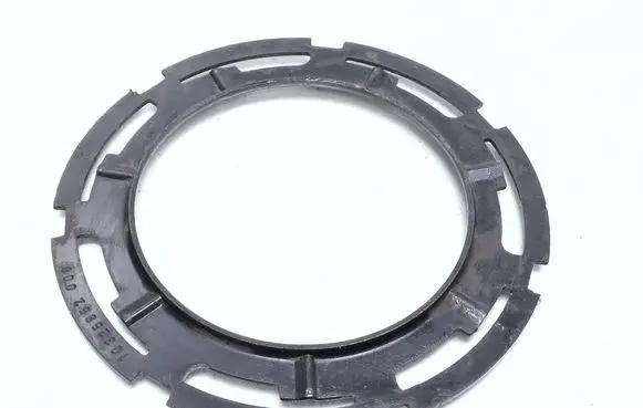 Opel Insignia B In tank fuel pump screw locking ring/nut 10325852