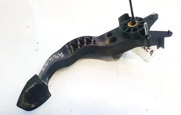 Citroen C4 Grand Picasso Accelerator throttle pedal 09505041