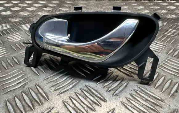 Nissan Qashqai Rear door interior handle 806714EA0A 1234567890