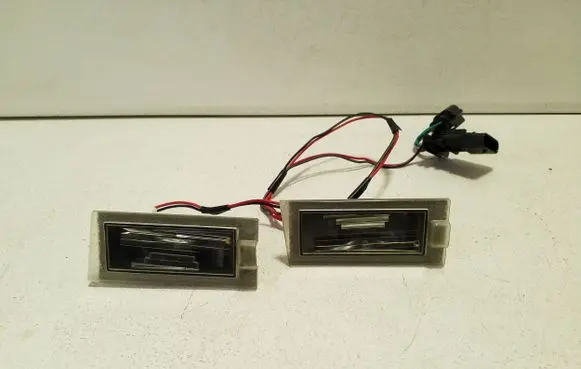 Jeep Cherokee Number plate light E1313903 94100385000 94100385