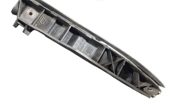 Audi A3 S3 8P Front bumper mounting bracket 8L0807183D