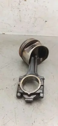 BMW 7 E32 Piston with connecting rod