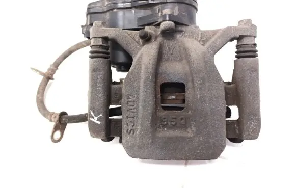 Lexus RX 450H Rear brake caliper 47850-48130