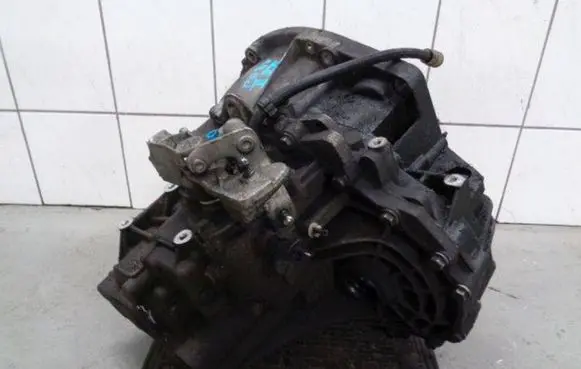 Renault Scenic II - Grand scenic II Manual 5 speed gearbox ND0 002