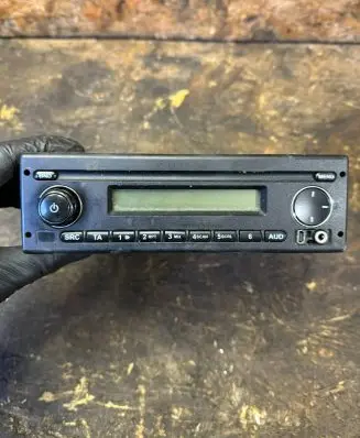 Iveco Daily 6th gen Radio/CD/DVD/GPS head unit 10R046092 7620000096
