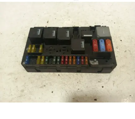 Land Rover Range Rover L322 Fuse module YQE500370 518879002 070301140823