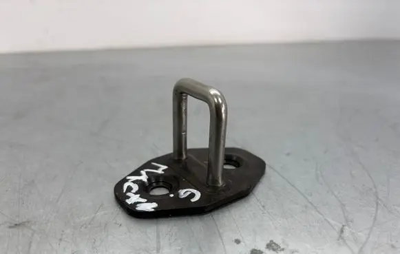 Porsche Macan (95B) Trunk lock loop 7P0827517F