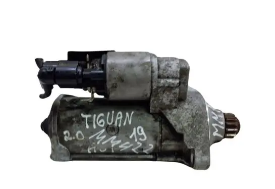 Volkswagen Tiguan Starter motor 02E911022C