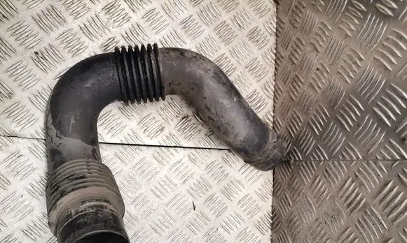 Renault Master II Air intake hose/pipe 